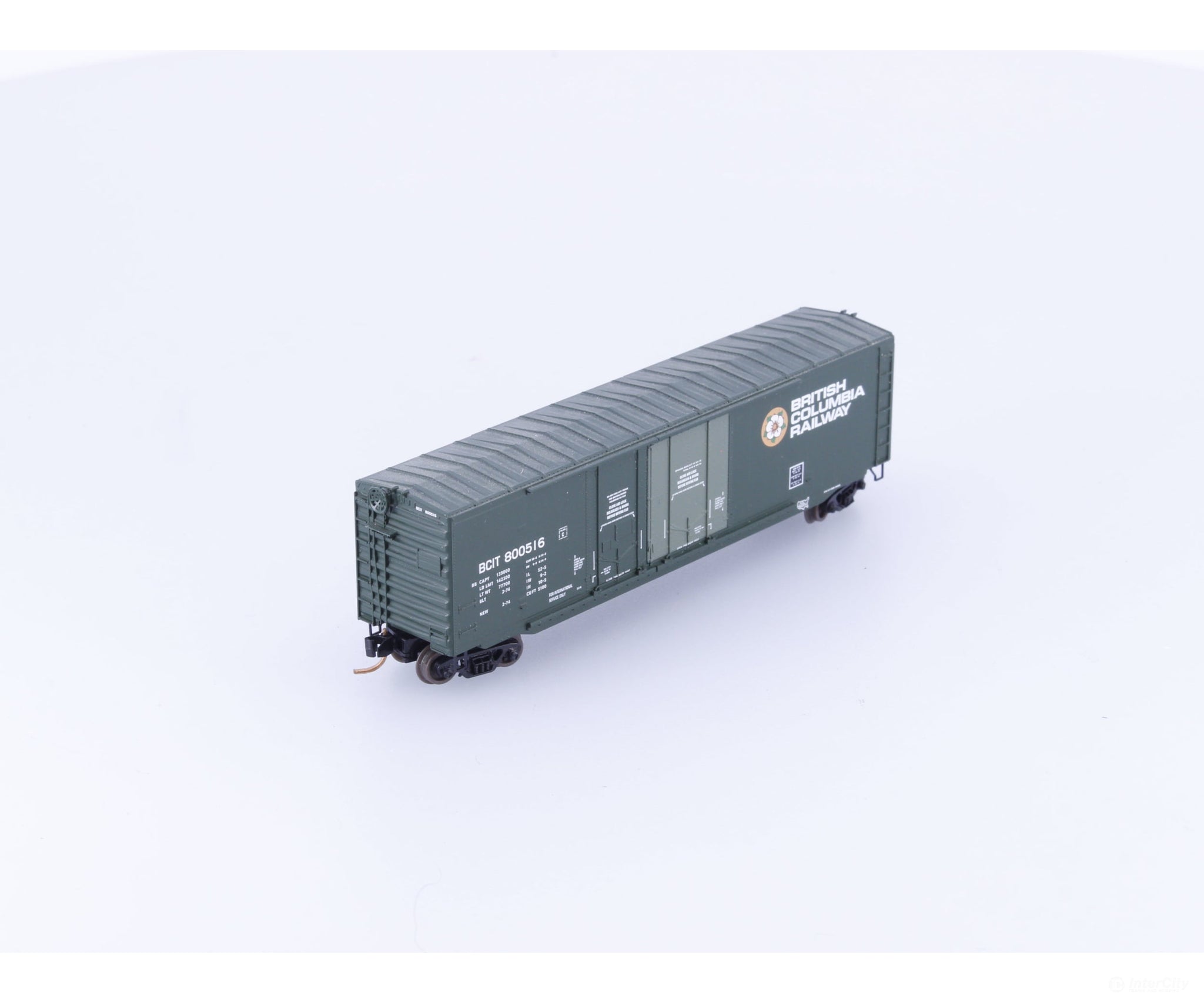 Micro Trains 75120 N 50’ Double Door Boxcar British Columbia Railway (BCOL) 800516 - Freight Cars