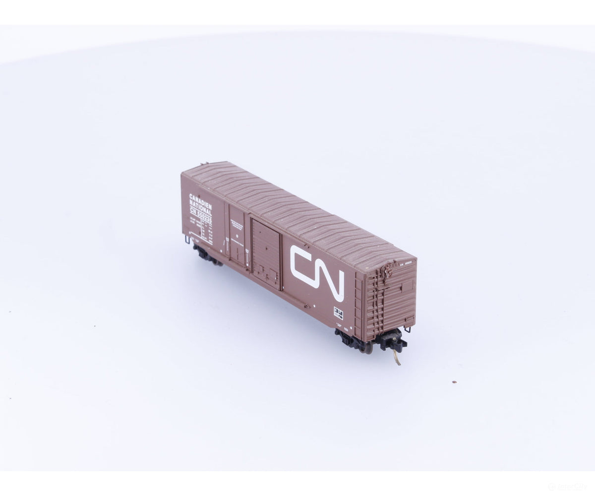 Micro Trains 76010 N 50’ Plug Door Box Car w/o roofwalk Canadian National (CN) 550235 - Freight Cars