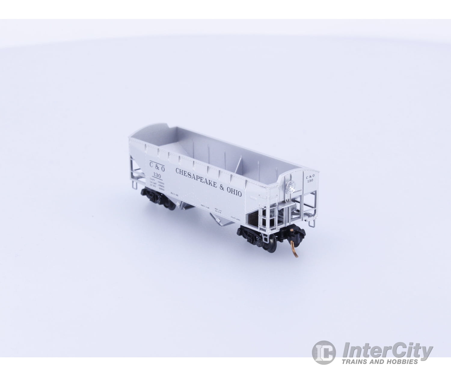 Micro Trains 86030 N 33’ Twin Bay Hopper Offset Sides Chesapeake and Ohio (CO) 130 Freight Cars