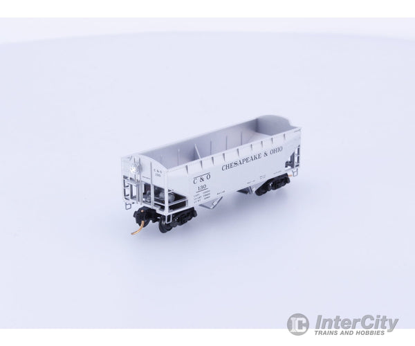 Micro Trains 86030 N 33’ Twin Bay Hopper Offset Sides Chesapeake and Ohio (CO) 130 Freight Cars