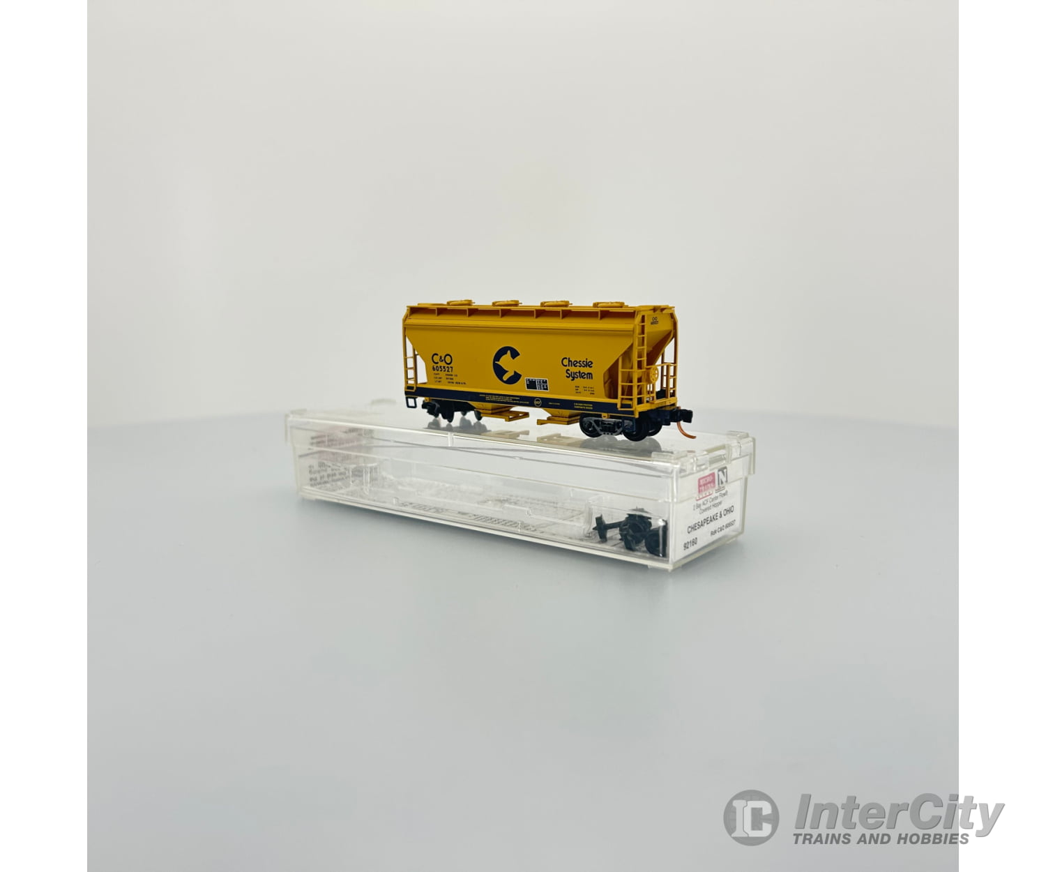 Micro Trains 92160 2 Bay Acf Center Flow Covered Hopper N Cheasapeake And Ohio Co 605527 Freight