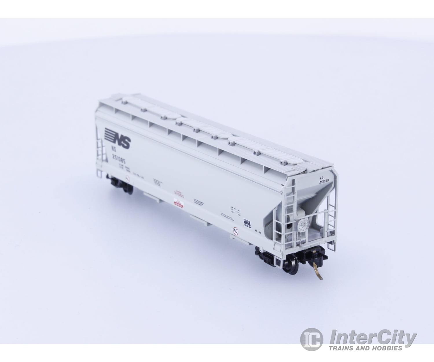 Micro Trains 94030 N Covered Hopper 3-Bay ACF 4650 Norfolk Southern (NS) 251085 Freight Cars