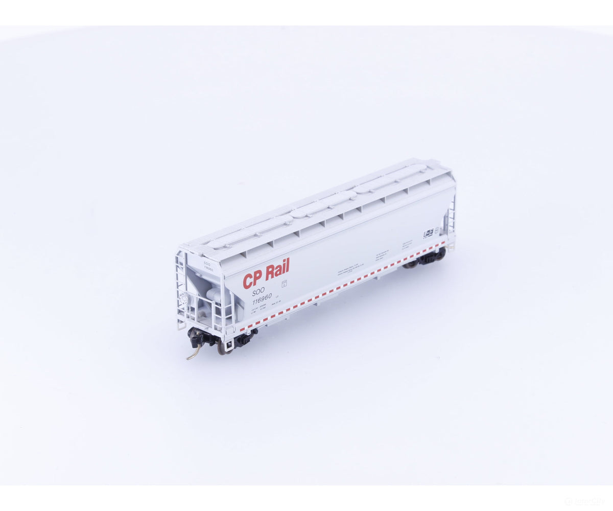 Micro Trains 94090 N 3 Bay ACF Covered Hopper (SOO) Canadian Pacific (CP) 116960 - Freight Cars