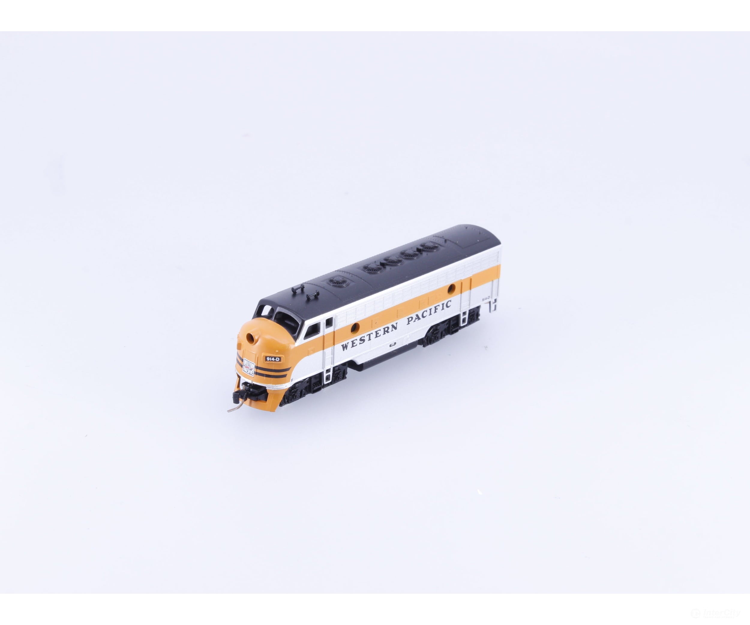 Micro Trains 98001421 Z F7 Powered A-Unit Diesel Locomotive Western Pacific (WP) 914-D - Locomotives