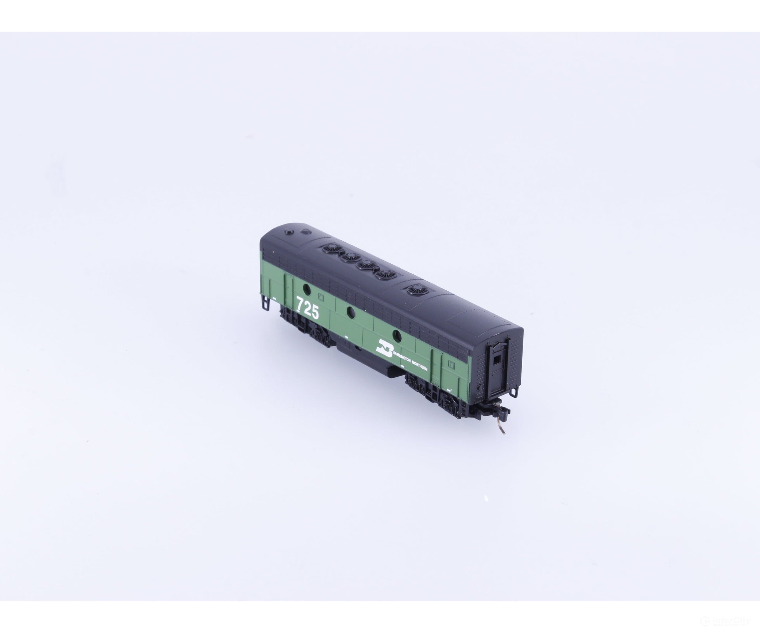 Micro Trains 98002251 Z F7 Powered B-Unit Diesel Locomotive Burlington Northern (BN) 725 - Locomotives