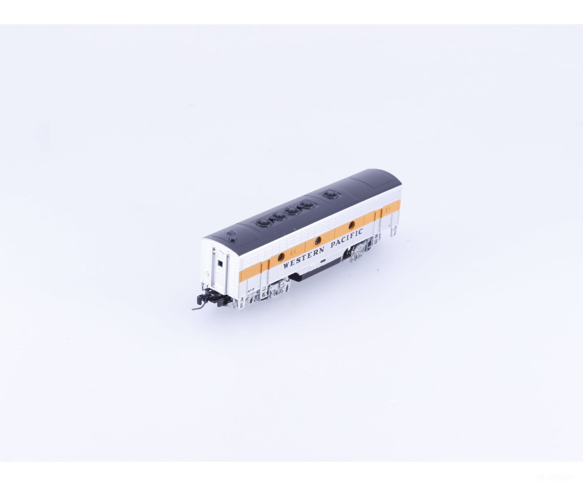 Micro Trains 98002421 Z F7 Powered B-Unit Diesel Locomotive Western Pacific (WP) 921-B - Locomotives
