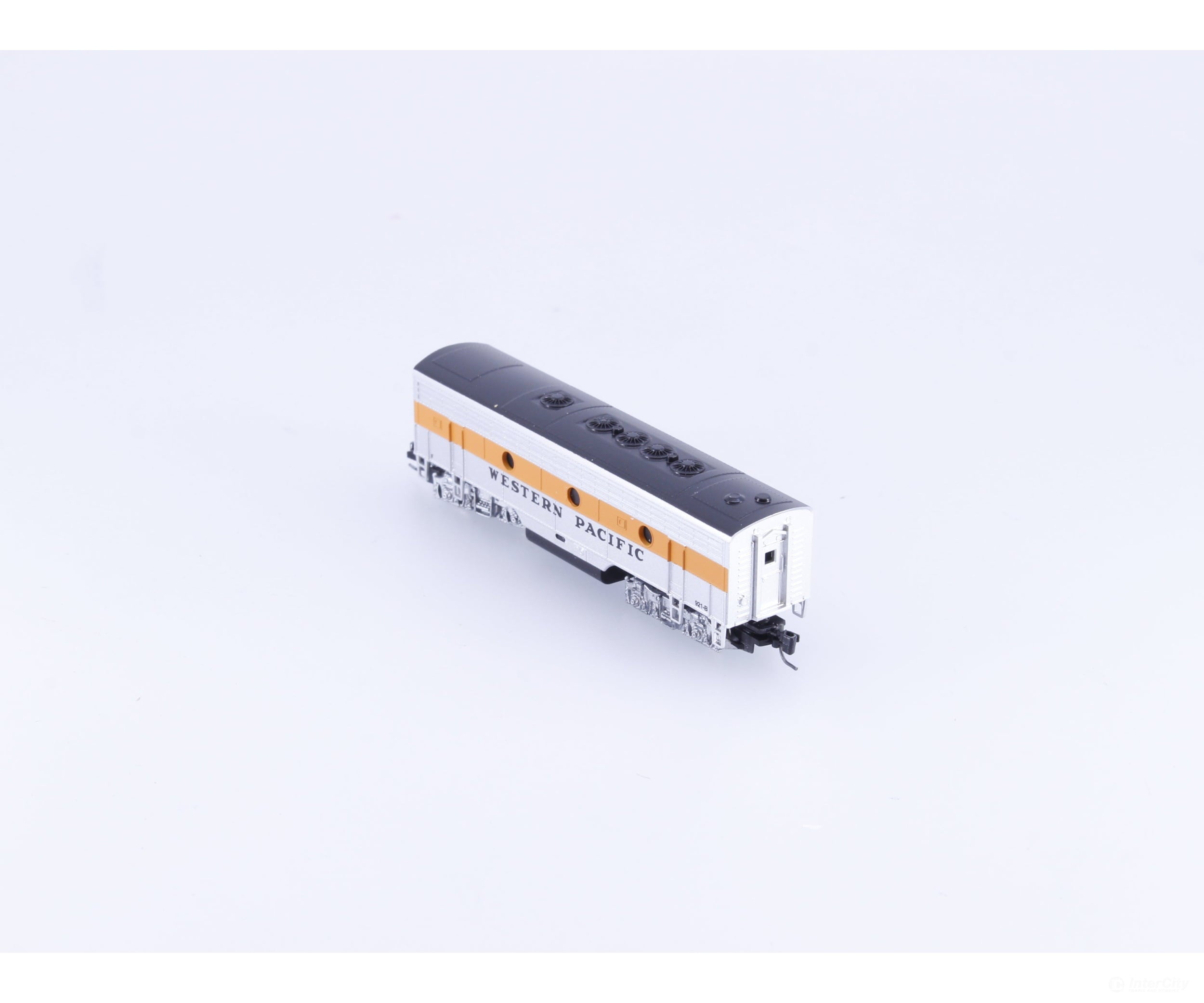 Micro Trains 98002421 Z F7 Powered B-Unit Diesel Locomotive Western Pacific (WP) 921-B - Locomotives