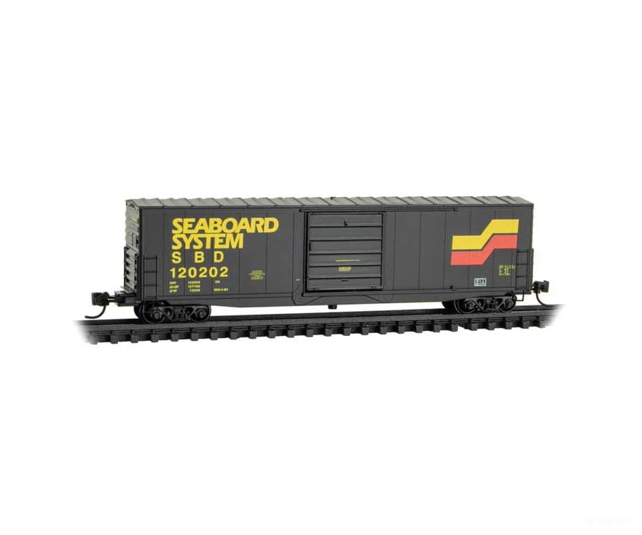 Micro Trains N 18000335 50’ Boxcar with 10’ Door No Roofwalk Short Ladders - Seaboard System SBD #120202 (black yellow
