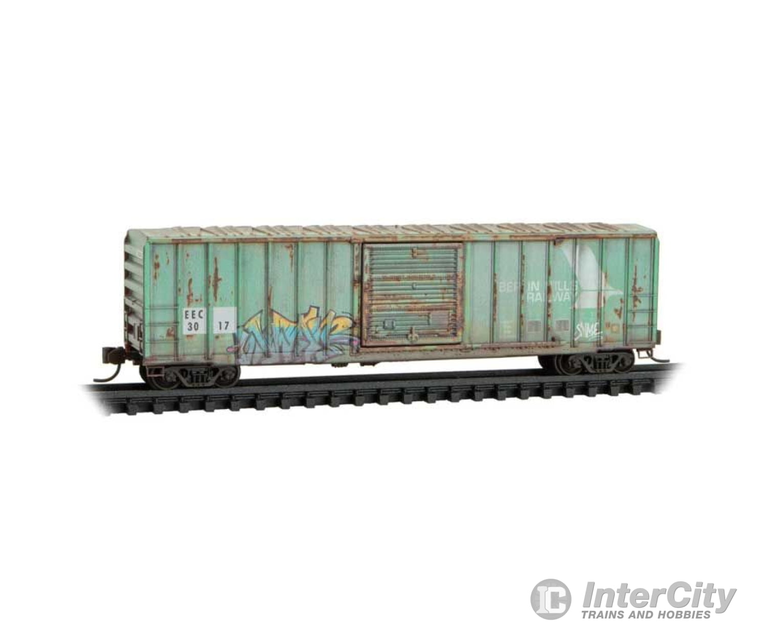 Micro Trains N 2544931 50’ Rib-Side Single-Door Boxcar No Roofwalk - Ready To Run East Erie