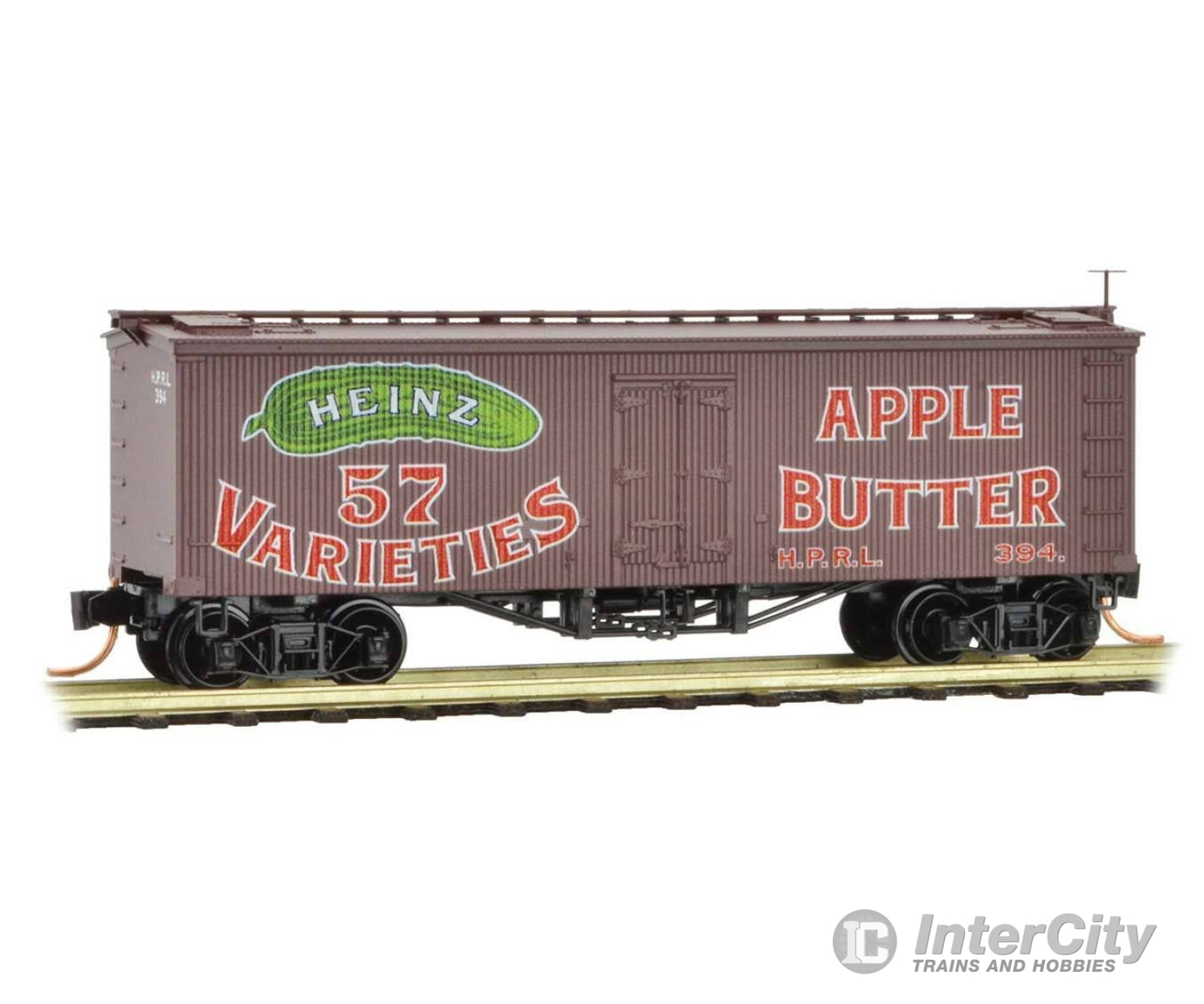 Micro Trains N 5800330 36’ Wood-Sheathed Ice Reefer Heinz 394 (Boxcar Red Red Billboard 57 Green