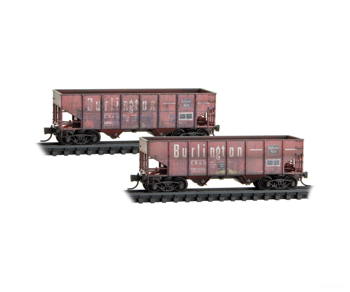 Micro Trains N 98305089 33’ 2-Bay Rib-Side Hopper 2-Pack - Chicago Burlington & Quincy #189248 189023 (Weathered red