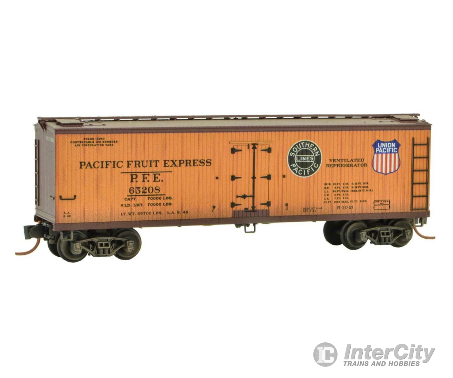 Micro Trains N 99301715 40 Double-Sheathed Wood Reefer 16-Pack - Ready To Run -- Pacific Fruit