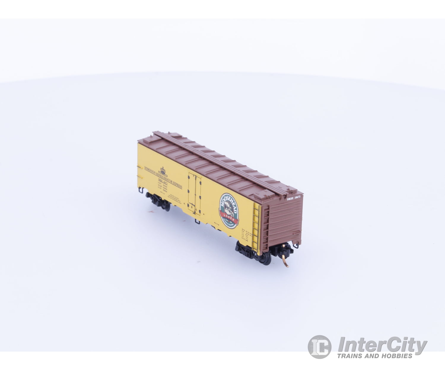 Micro Trains PNS-23 N Dominion Refrigerator Express Moosehead Lager Dominion Atlantic Railway (DA) 18672 Freight Cars