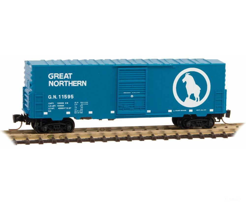 Micro Trains Z 50300141 40 Single-Door Boxcar No Roofwalk - Ready To Run -- Great Northern #11595
