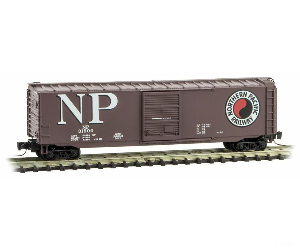 Micro Trains Z 50500351 50 Single-Door Boxcar - Ready To Run -- Northern Pacific #31500 (Boxcar Red