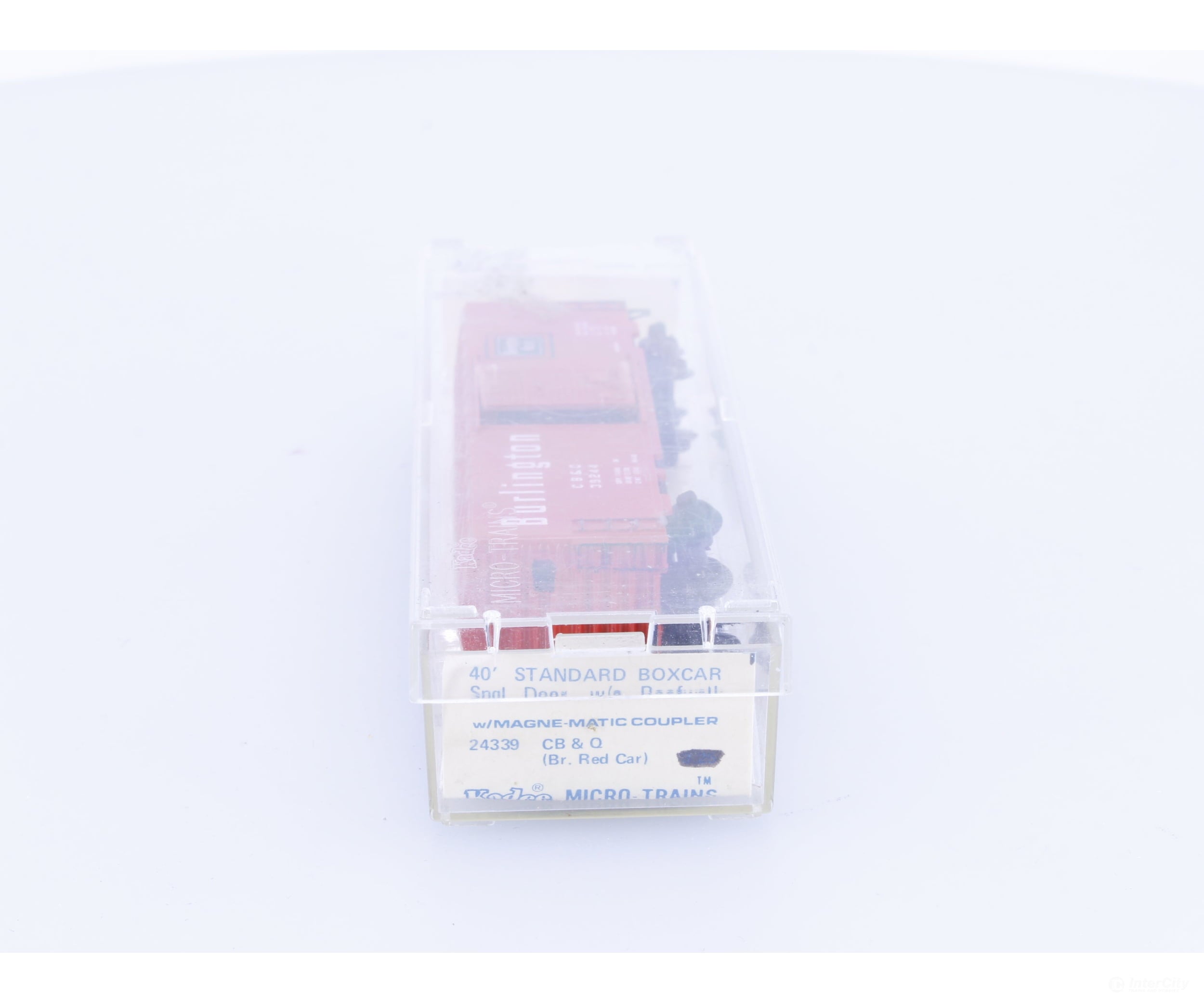 Microtrains 24339 N 40’ Standard Box Car Single Door Chicago Burlington and Quincy Railroad Burlington #39244 - Freight