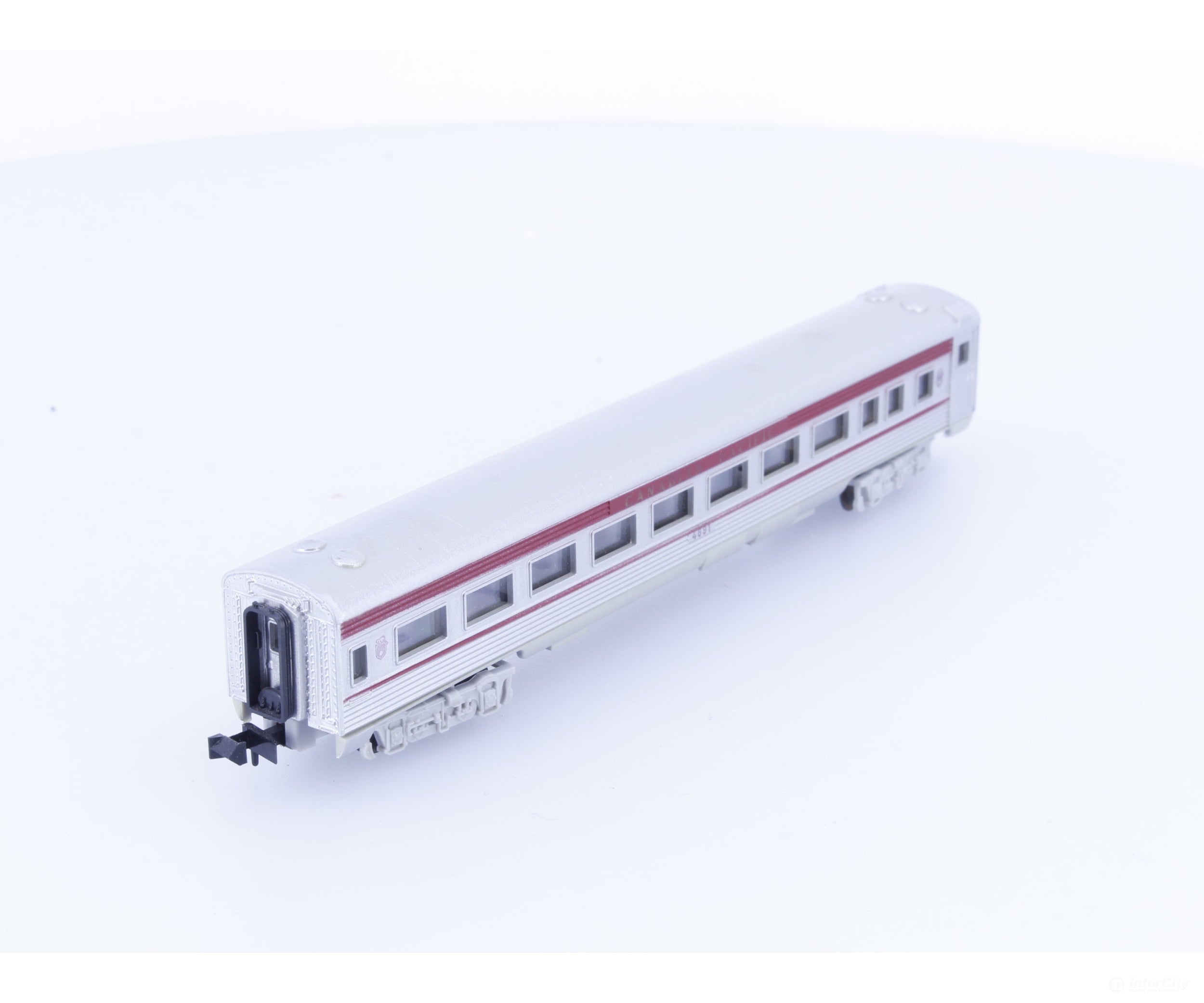 Minitrix 51303600 N Passenger Car #2 Canadian Pacific (CP) 4891 - Passenger Cars