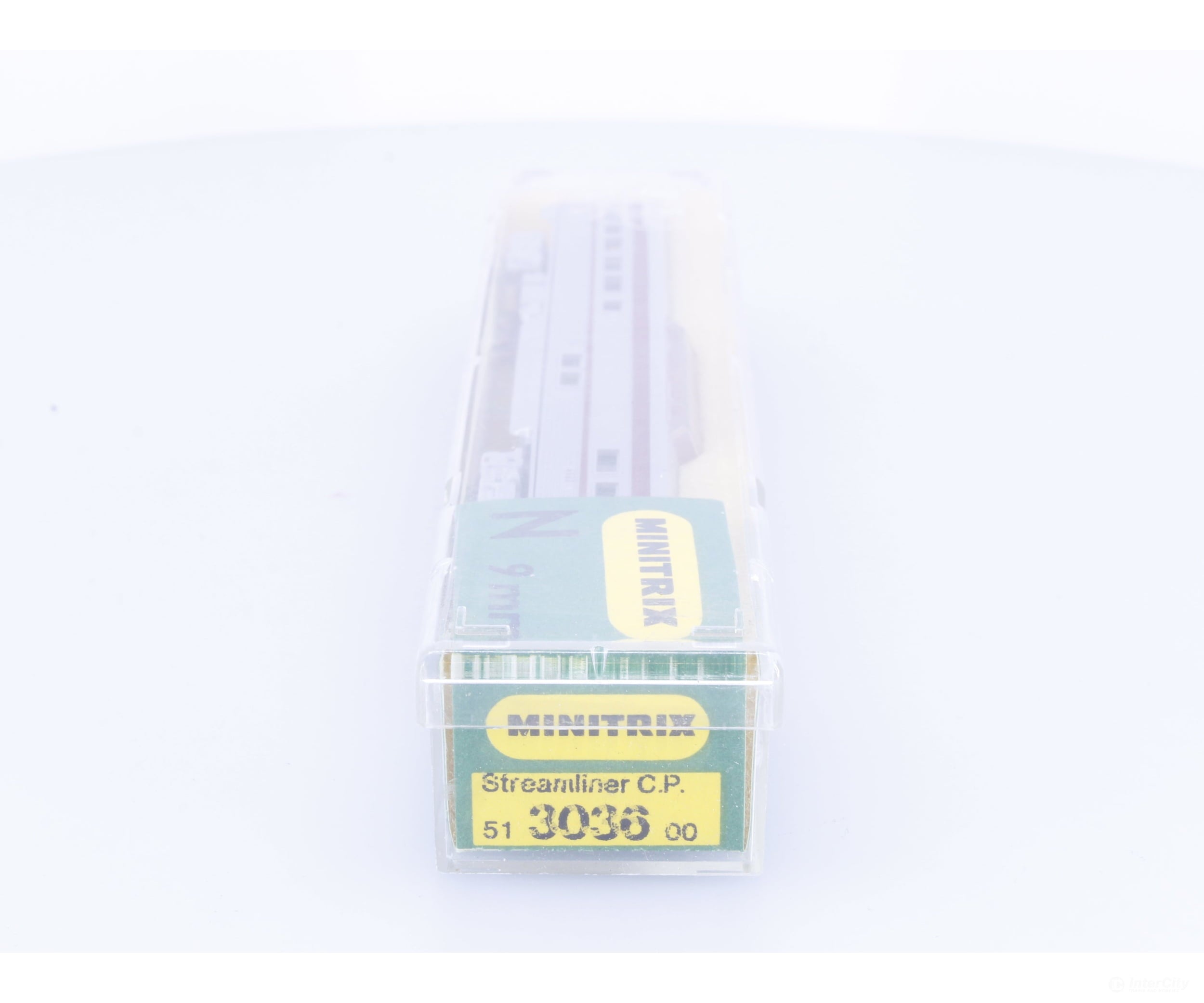 Minitrix 51303600 N Passenger Dome Car Canadian Pacific (CP) 4832 - Passenger Cars