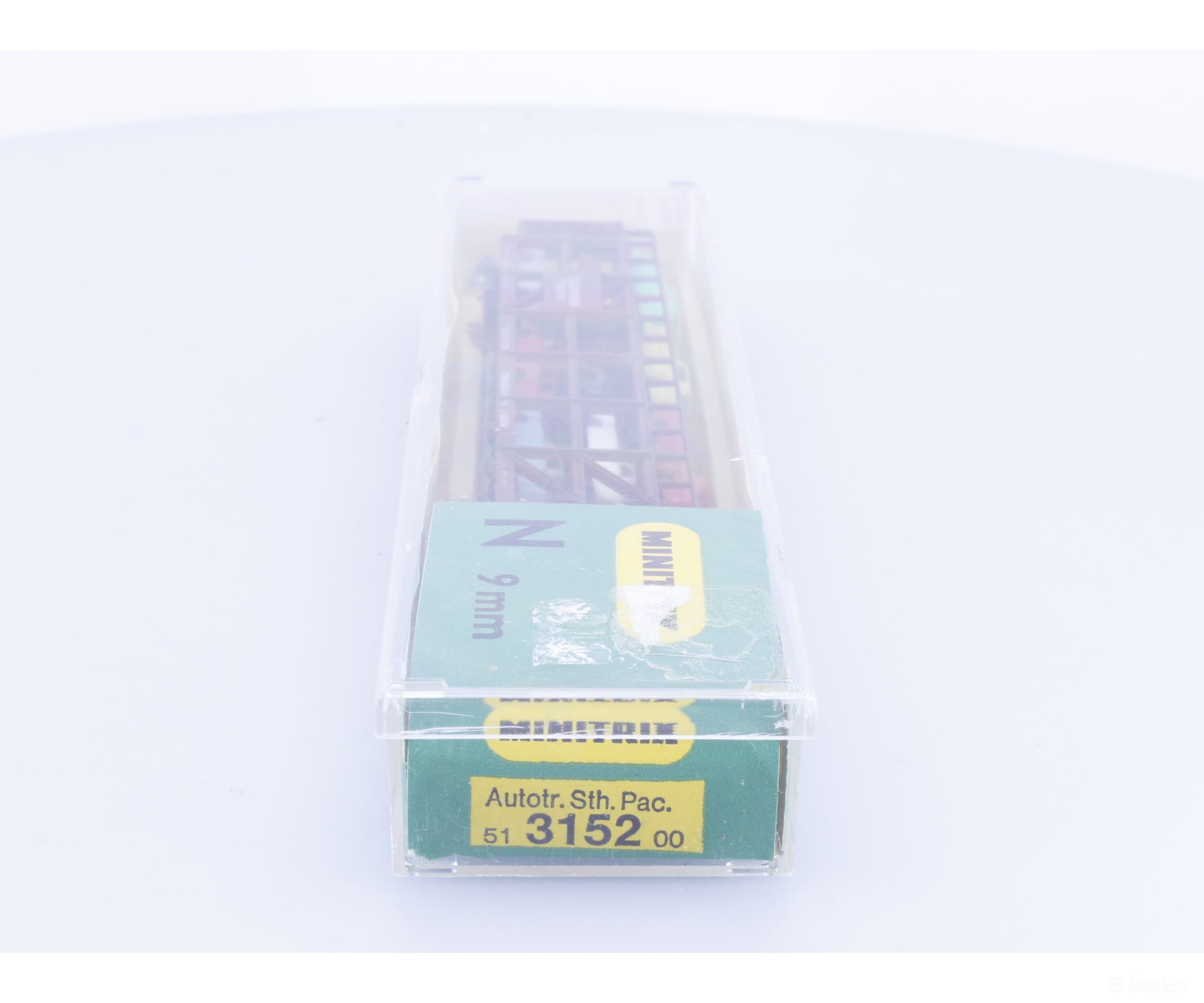 Minitrix 51315200 N Tri Level Open Autorack (TTX) Southern Pacific (SP) 71014(#2) - Freight Cars