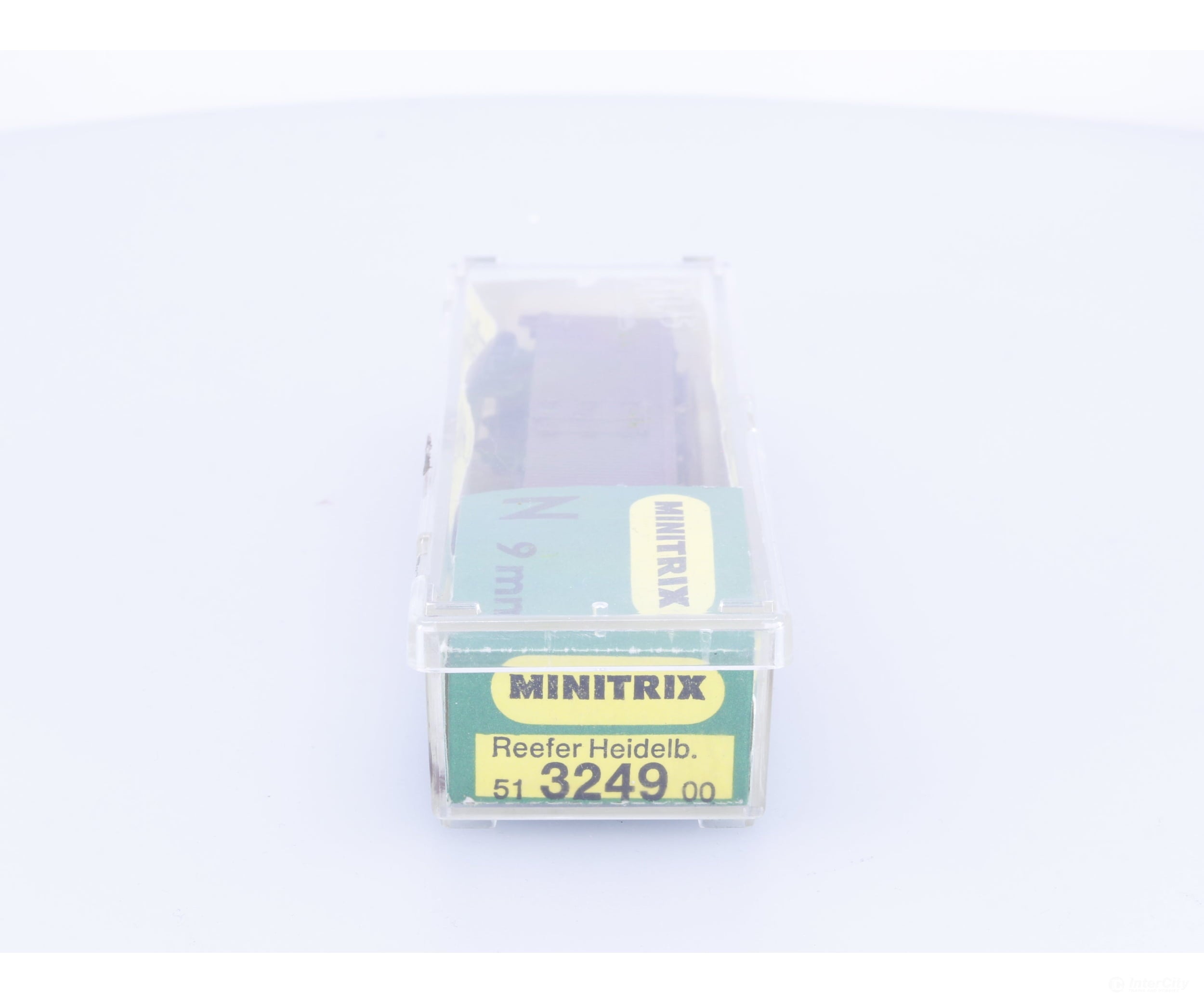 Minitrix 51324900 N 40’ Refrigerator Boxcar Undecorated Freight Cars