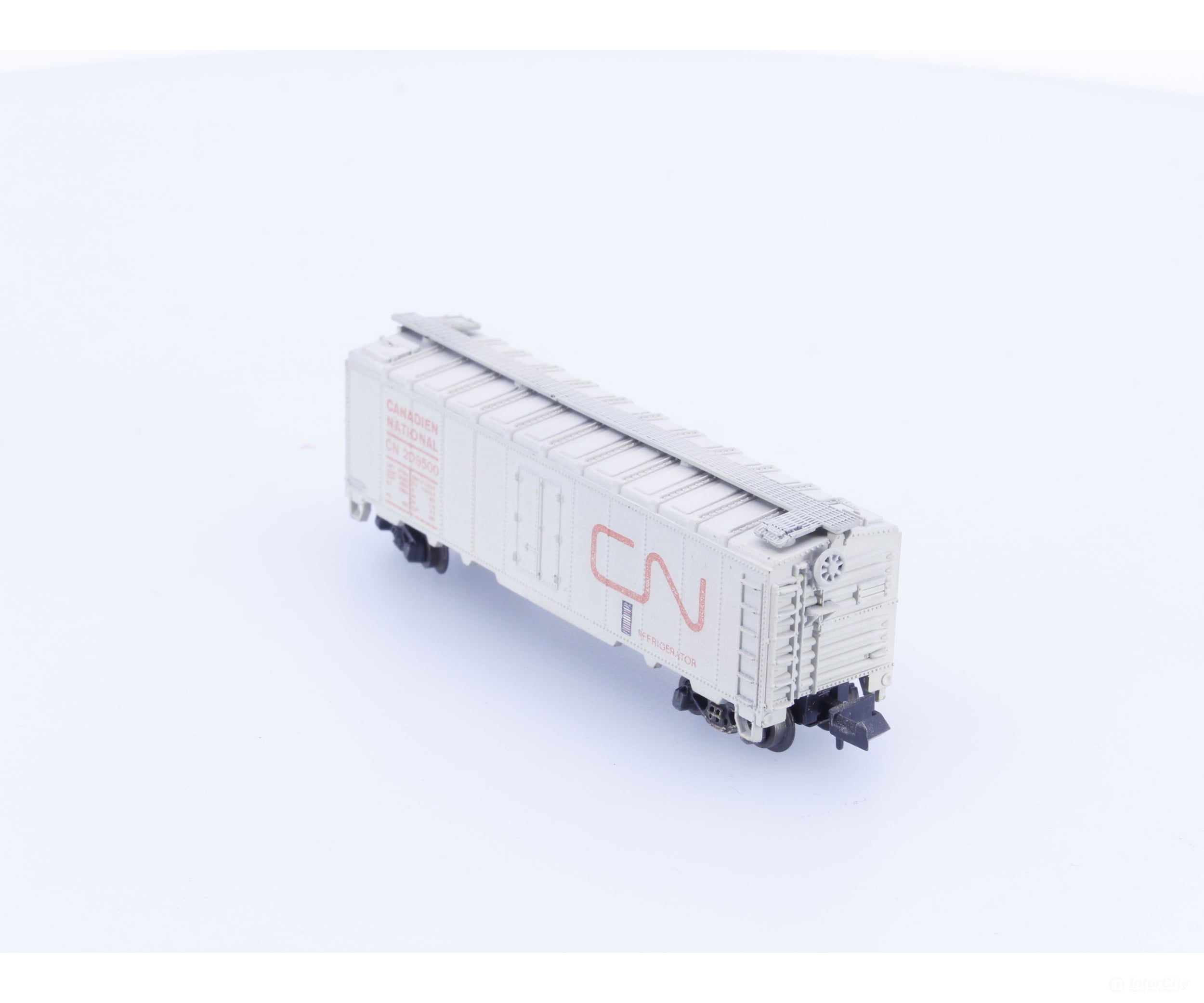 Minitrix 51325000 N 40’ Single Door Boxcar Canadian National (CN) 209500 Freight Cars