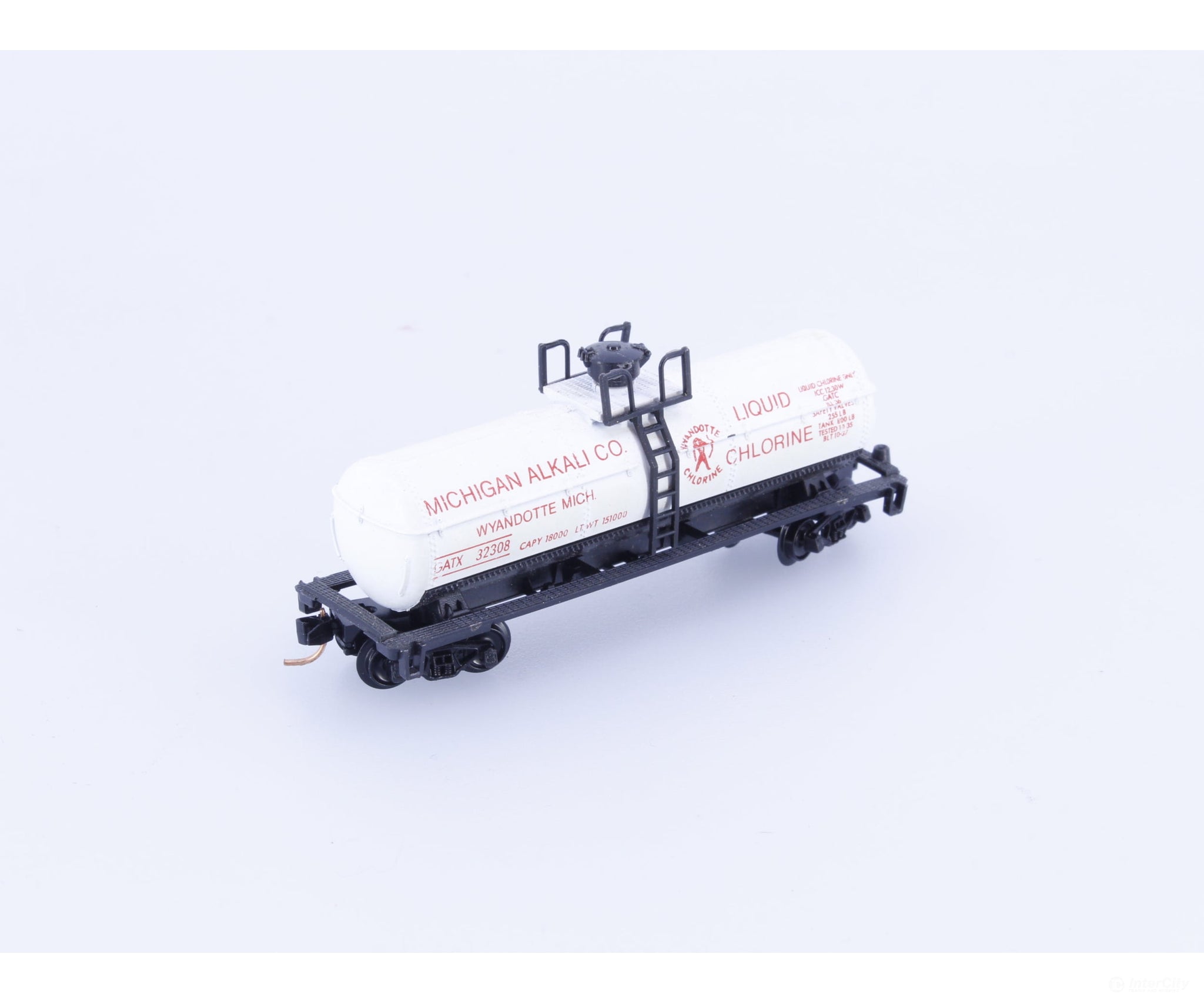 Minitrix 51329200 N Single Dome Tank Car Michigan Alkali Co GATX Corporation (GATX) 32308 Freight Cars