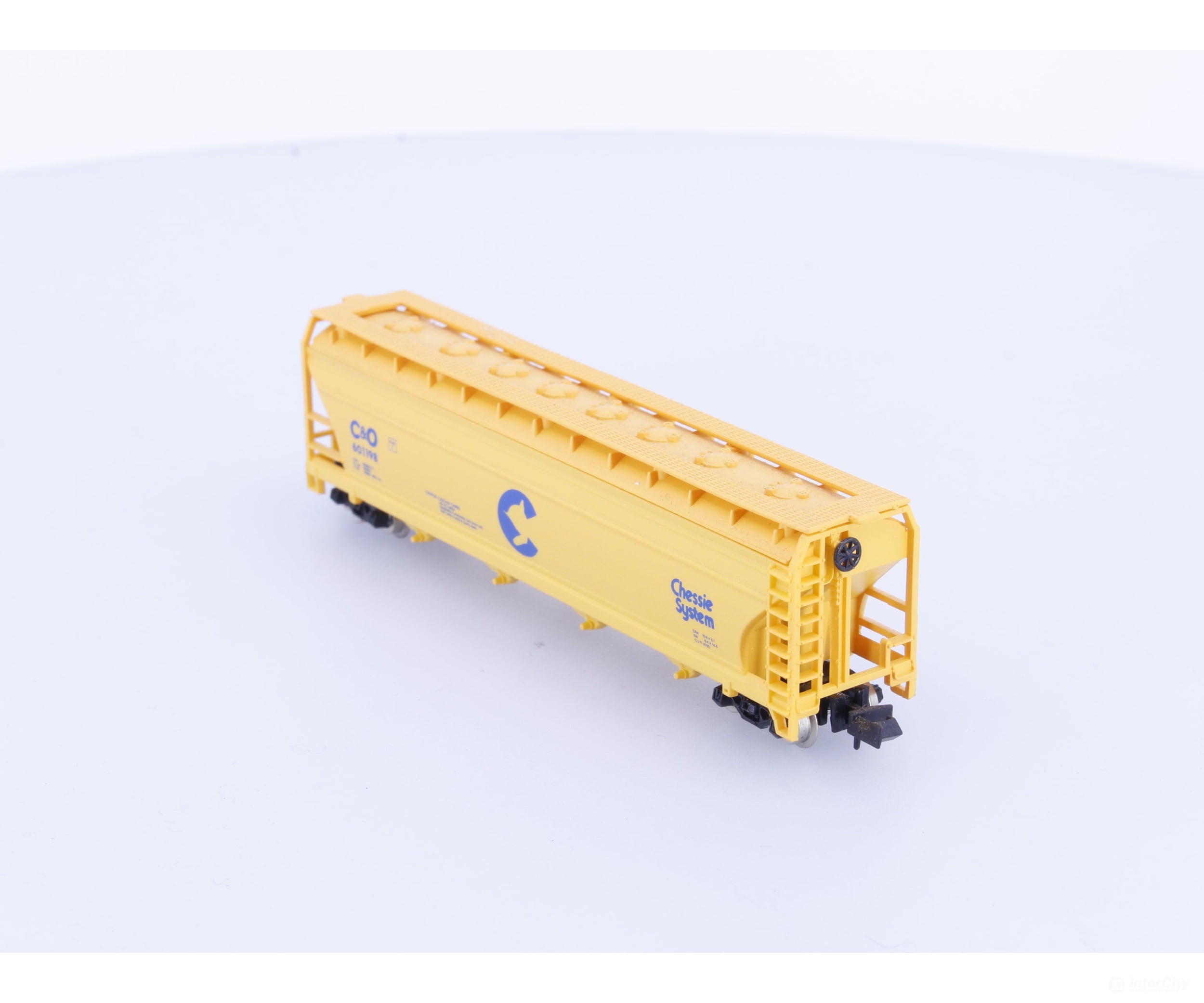 Model Power 3467 N 55’ Cylindrical Hopper Chesapeake and Ohio (CO) 601198 - Freight Cars