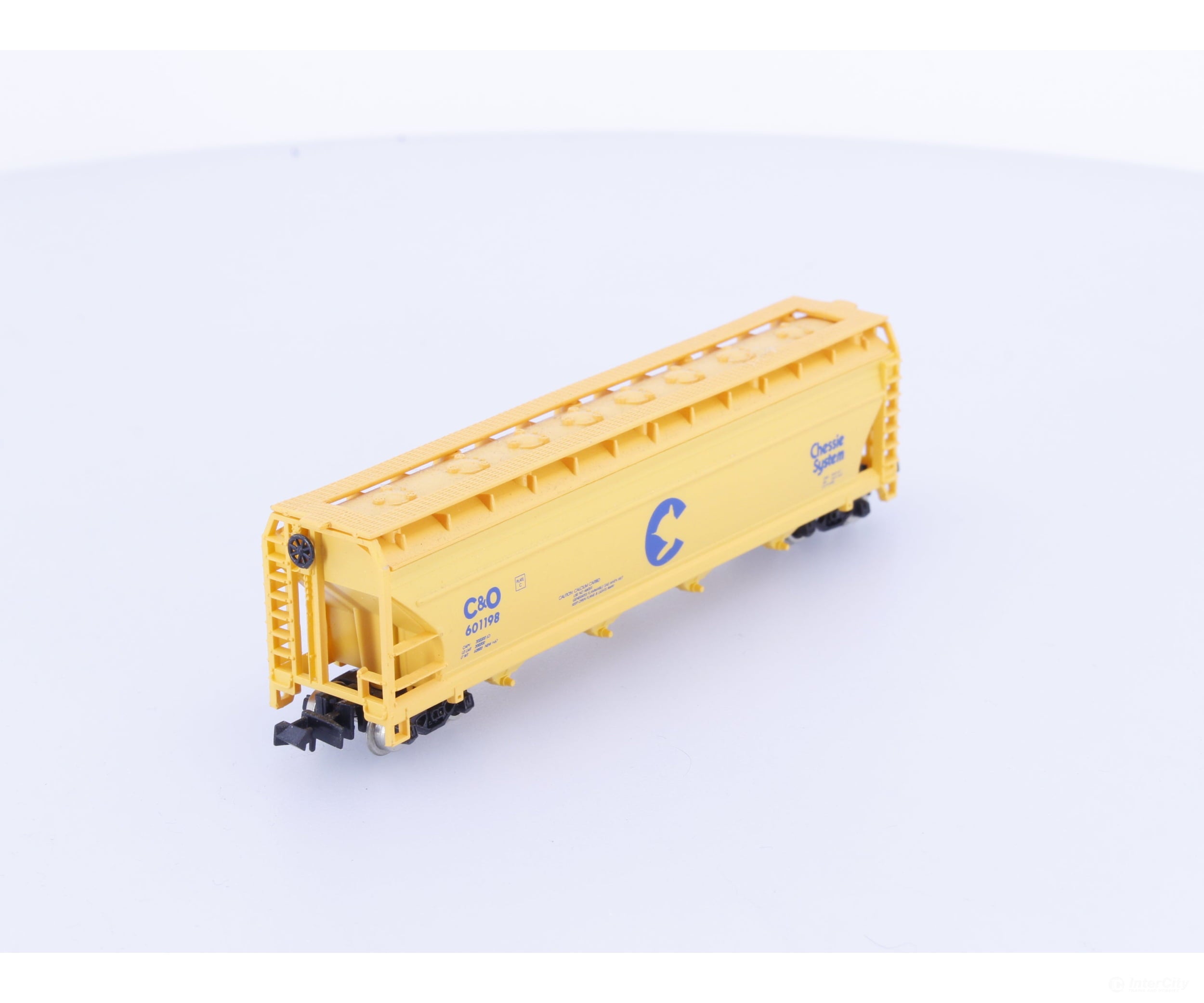 Model Power 3467 N 55’ Cylindrical Hopper Chesapeake and Ohio (CO) 601198 - Freight Cars