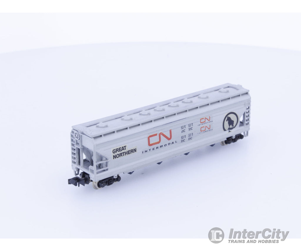 Model Power 3490 N 4 Bay Cylindrical Grain Hopper CN Intermodal Great Northern (GN) Freight Cars