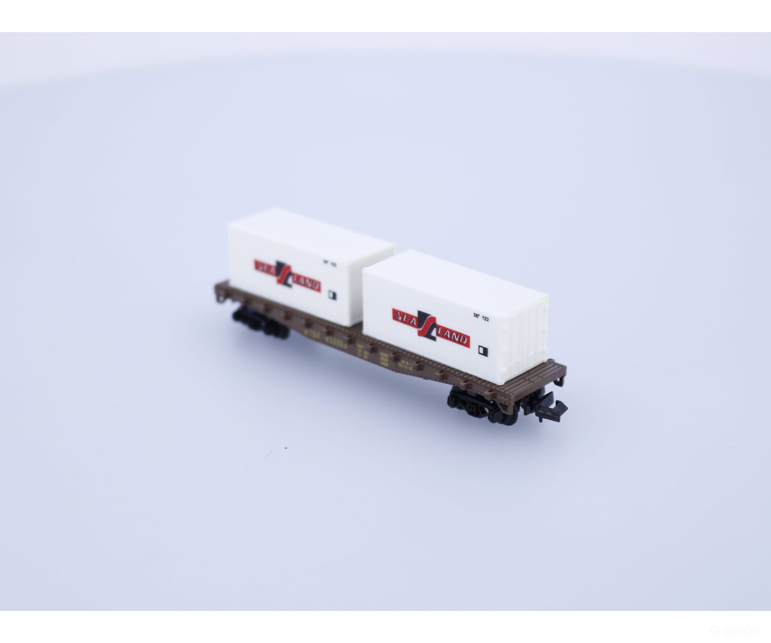 Model Power 4002 N SeaLand Container Flat Car Atchison Topeka and Santa Fe (ATSF) 933253 (#1) Freight Cars