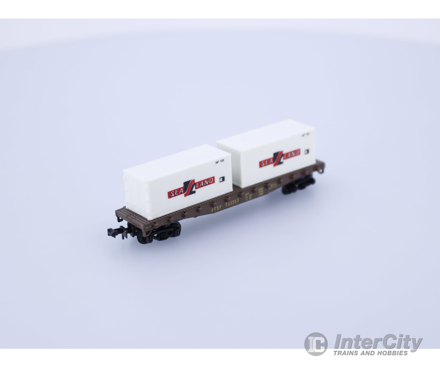 Model Power 4002 N SeaLand Container Flat Car Atchison Topeka and Santa Fe (ATSF) 933253 (#2) Freight Cars