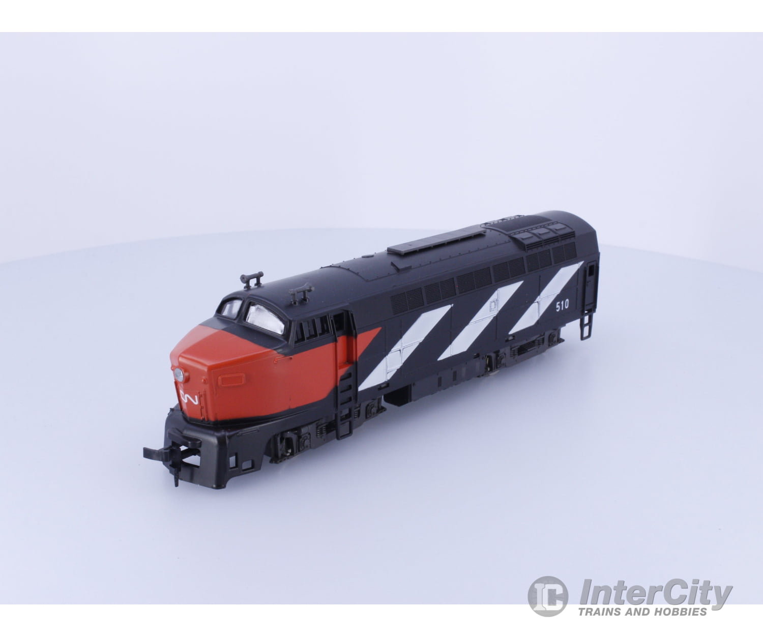 Model Power 723 HO Baldwin Shark Nose Canadian National (CN) 510 Analog DC Locomotives