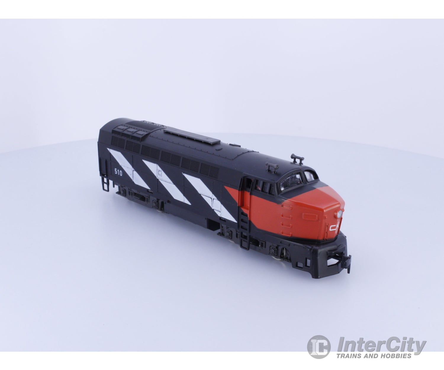 Model Power 723 HO Baldwin Shark Nose Canadian National (CN) 510 Analog DC Locomotives