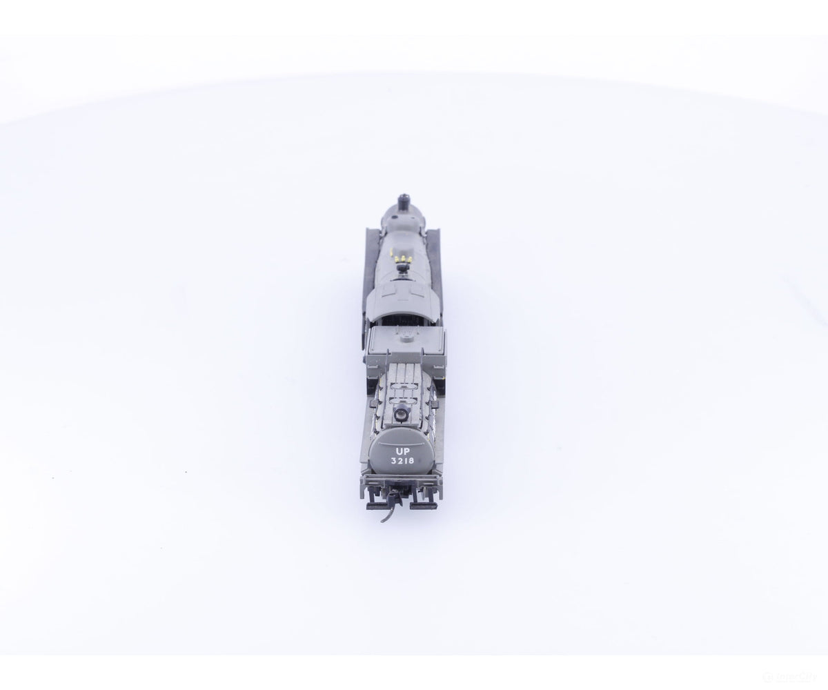 Model Power 7424 N Metal 4-6-2 Semi-Streamlined Steam Locomotive #2 Union Pacific (UP) 3218 Analog DC - Locomotives