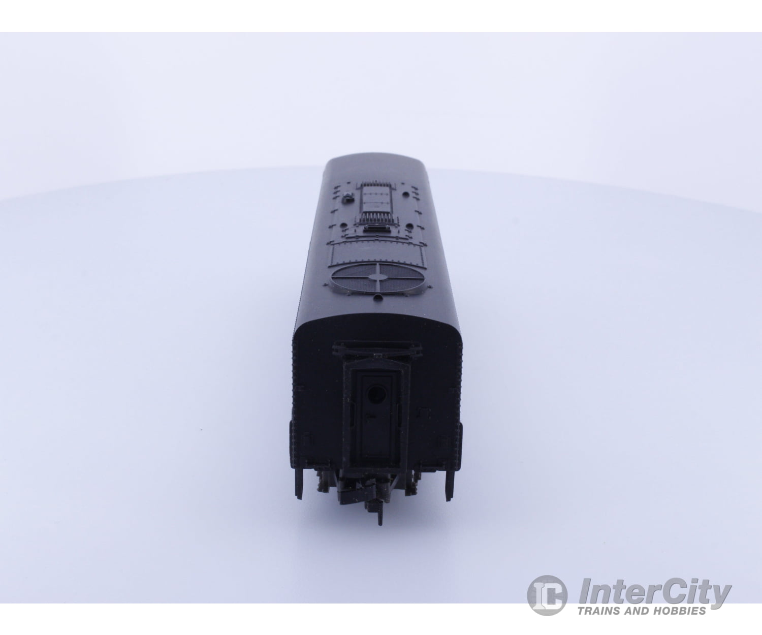 Model Power 859 HO FB 2 Dummy Non Powered Undecorated Locomotives