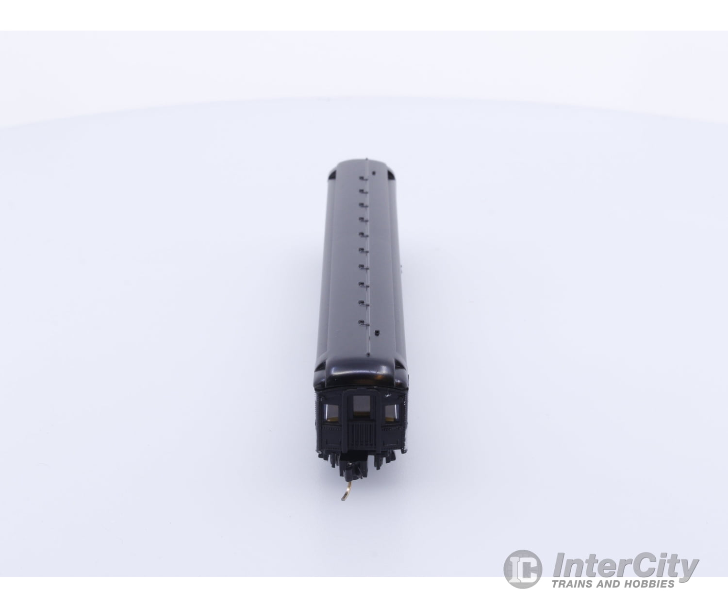 Model Power 8619 N Passenger Coach Canadian National (CN) 5086 Passenger Cars