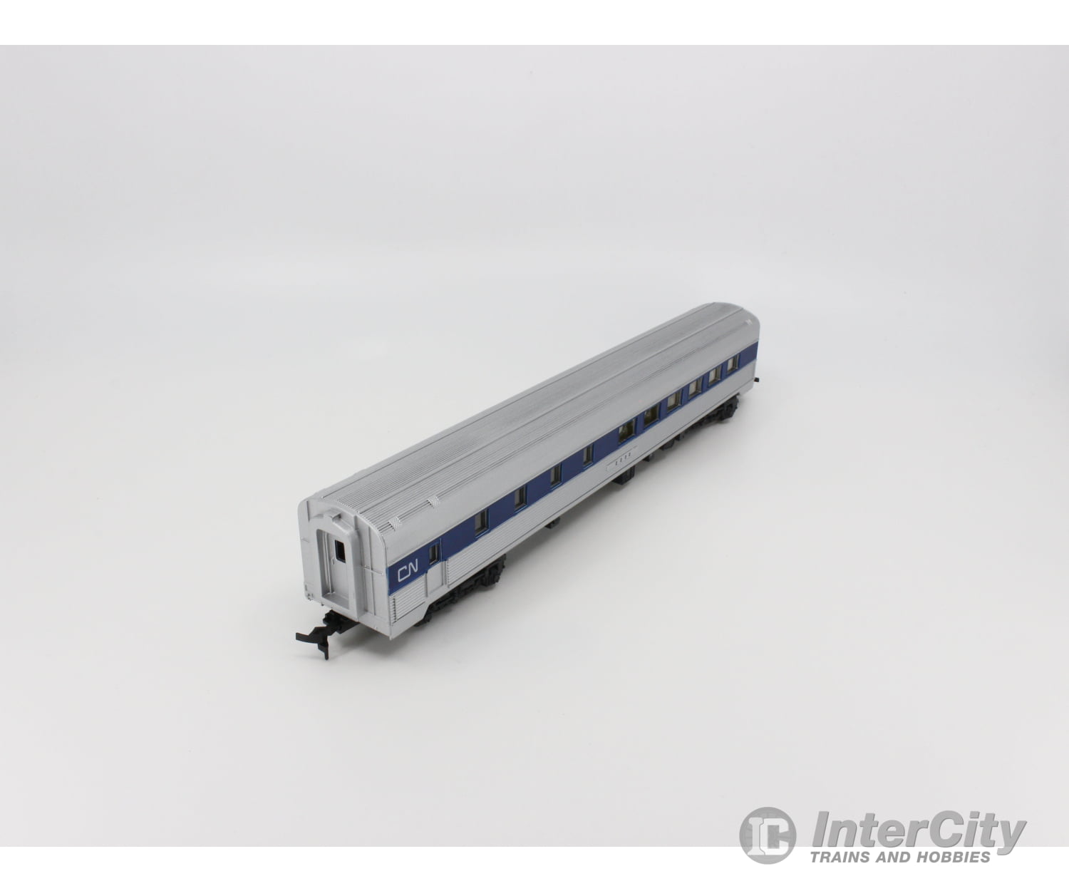 Model Power 8842 Ho Baggage Passenger Car Canadian National (Cn) 2200 Cars