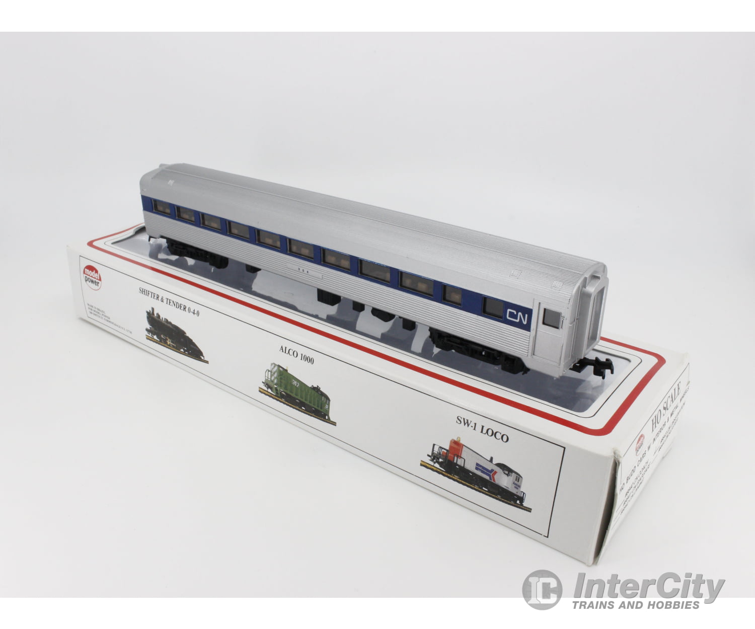 Model Power 8843 Ho Observation Passenger Car W/Interior And Metal Wheels Canadian National (Cn)