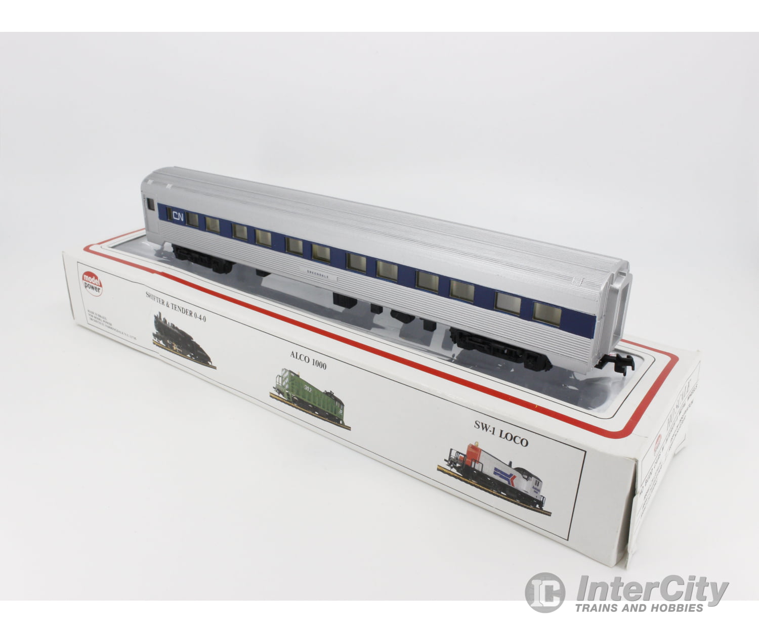 Model Power 8844 Ho Sleeper Passenger Car W/Interior And Metal Wheels Canadian National (Cn) Cars