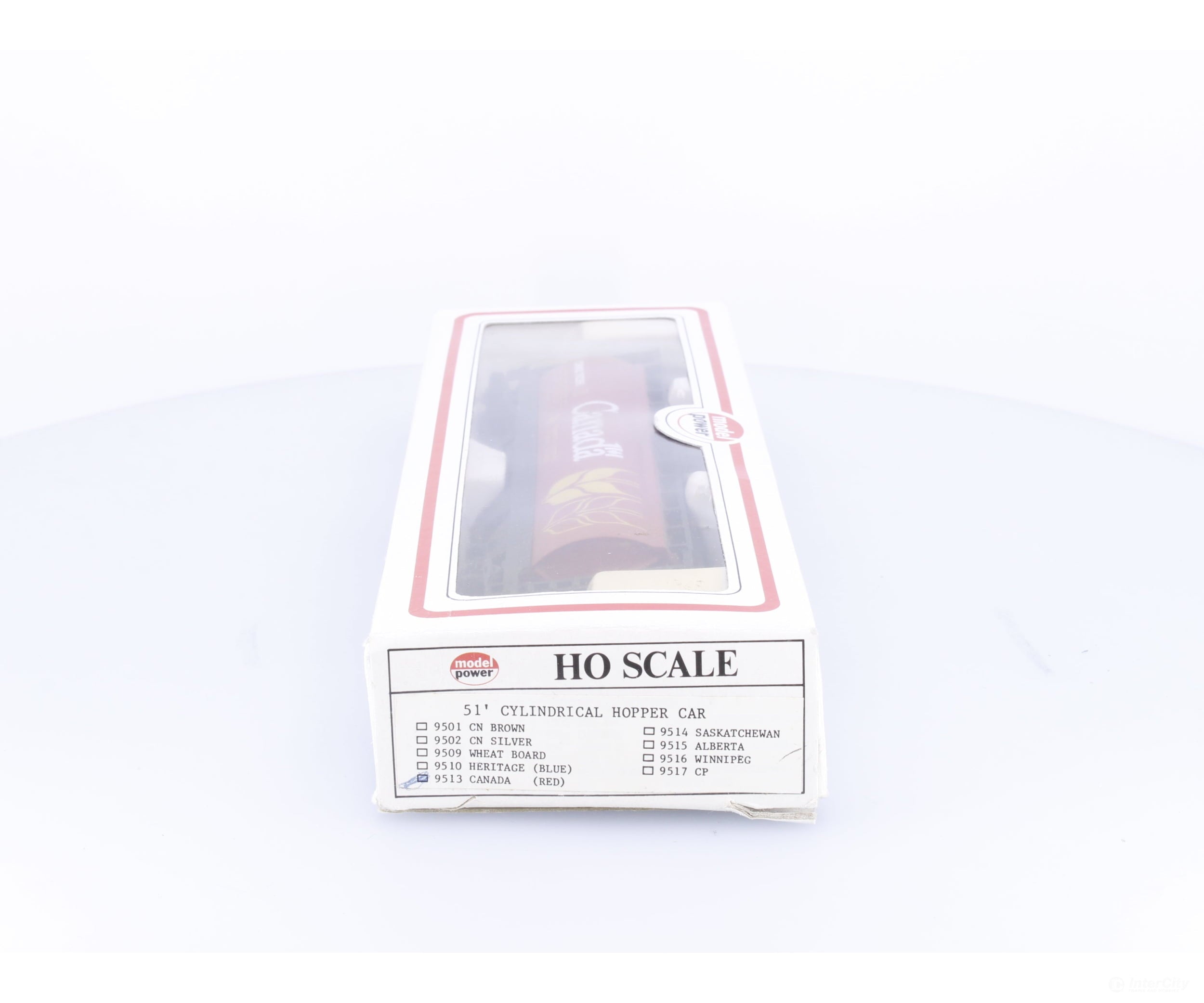 Model Power 9513 HO 4 Bay Cylindrical Hopper Canadian Wheat Board (CNWX) 110266 - Freight Cars