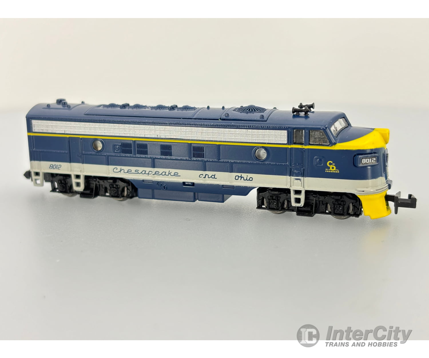 Model Power N Fp-7 All Metal Chesapeake & Ohio Diesel Dc Locomotives