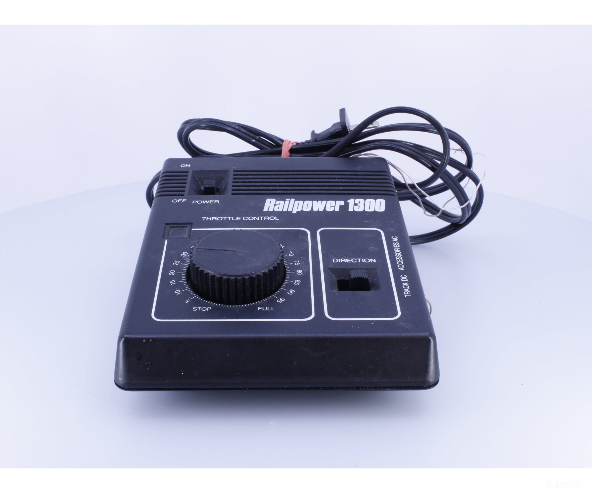 MRC 1300 Railpower 1300 Transformer - Analog Throttles & Power