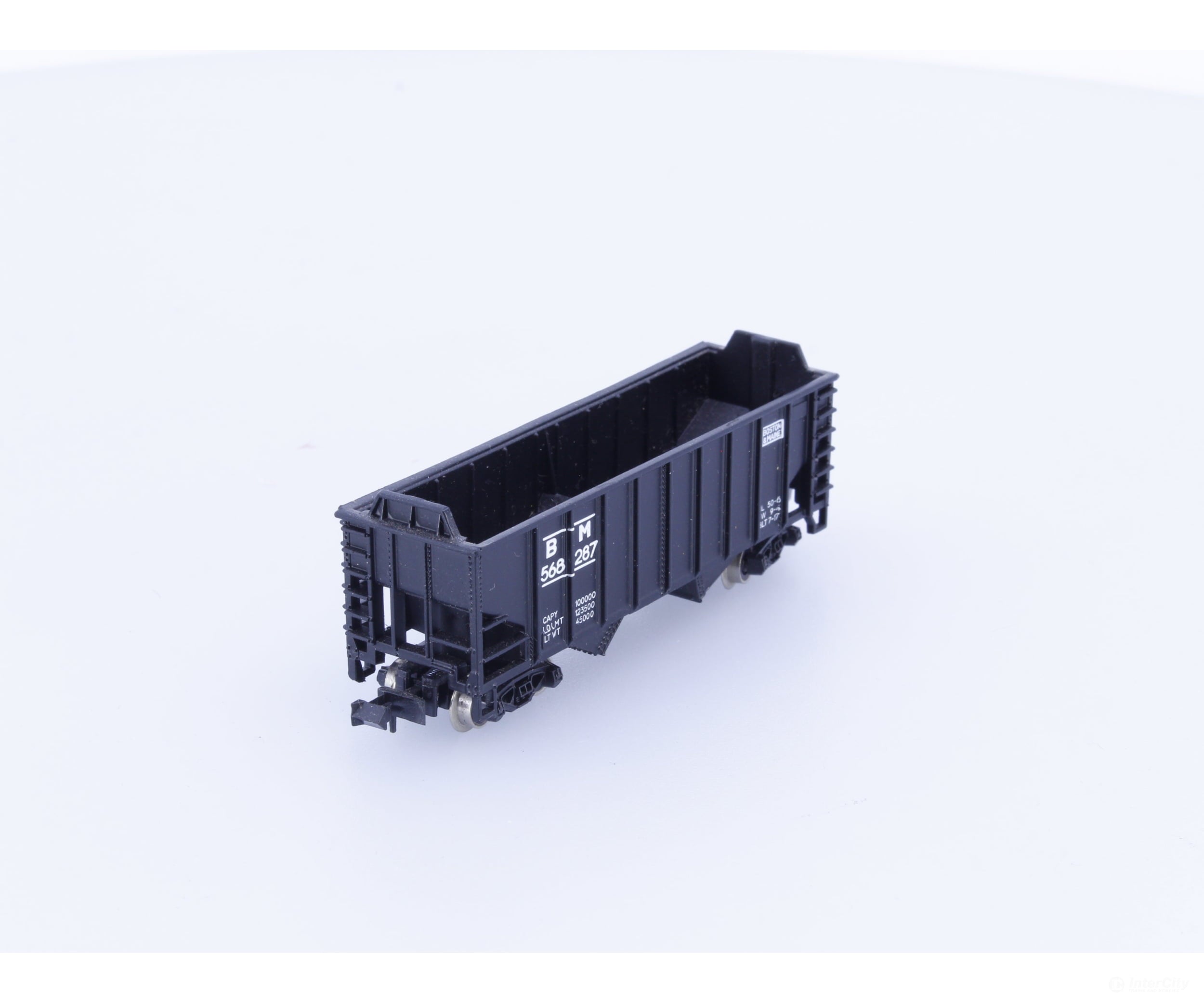 MRC 7054 N 2 Bay Hopper Car Boston and Maine (BM) 568287 Freight Cars