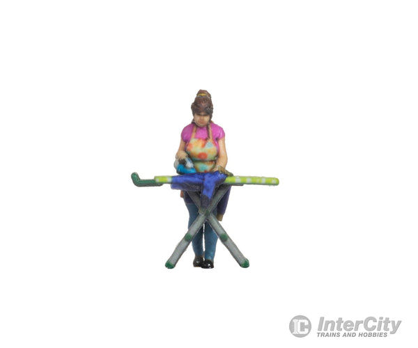 Noch 10425 HO Woman ironing Figures