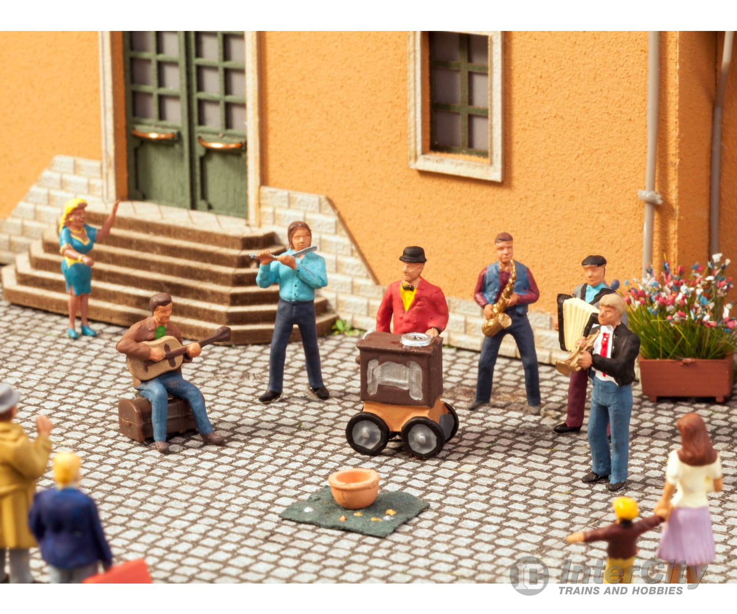 Noch 12955 N Street Musicians Figures