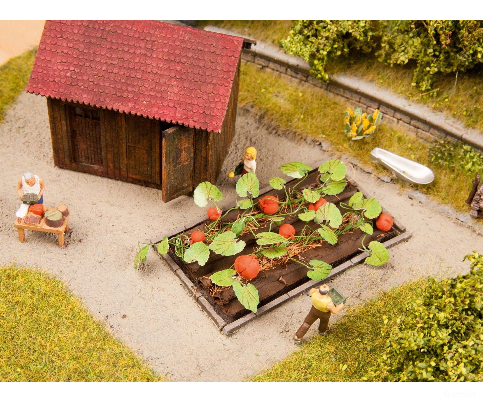 Noch 13219 HO Pumpkin Figures