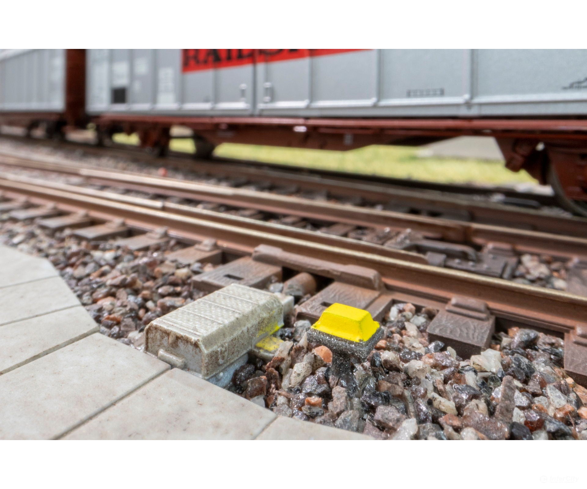 Noch 13608 HO Track Switching Device Scenic Details