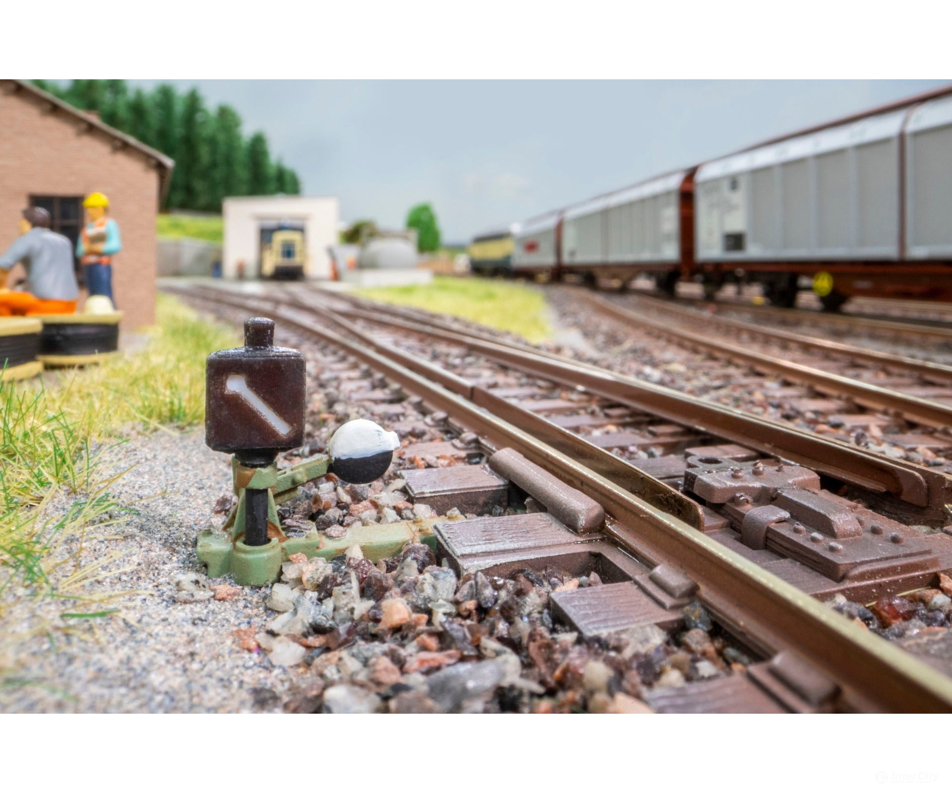 Noch 13910 N Control Lever with Signal Lantern Left Scenic Details