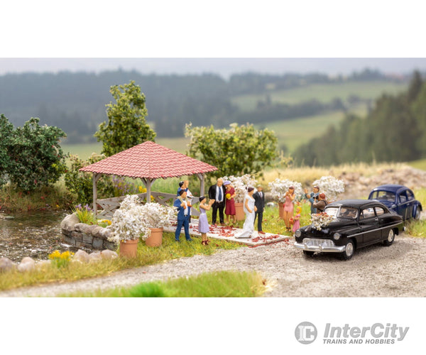 Noch 14263 HO Event Pavilion Scenery Details