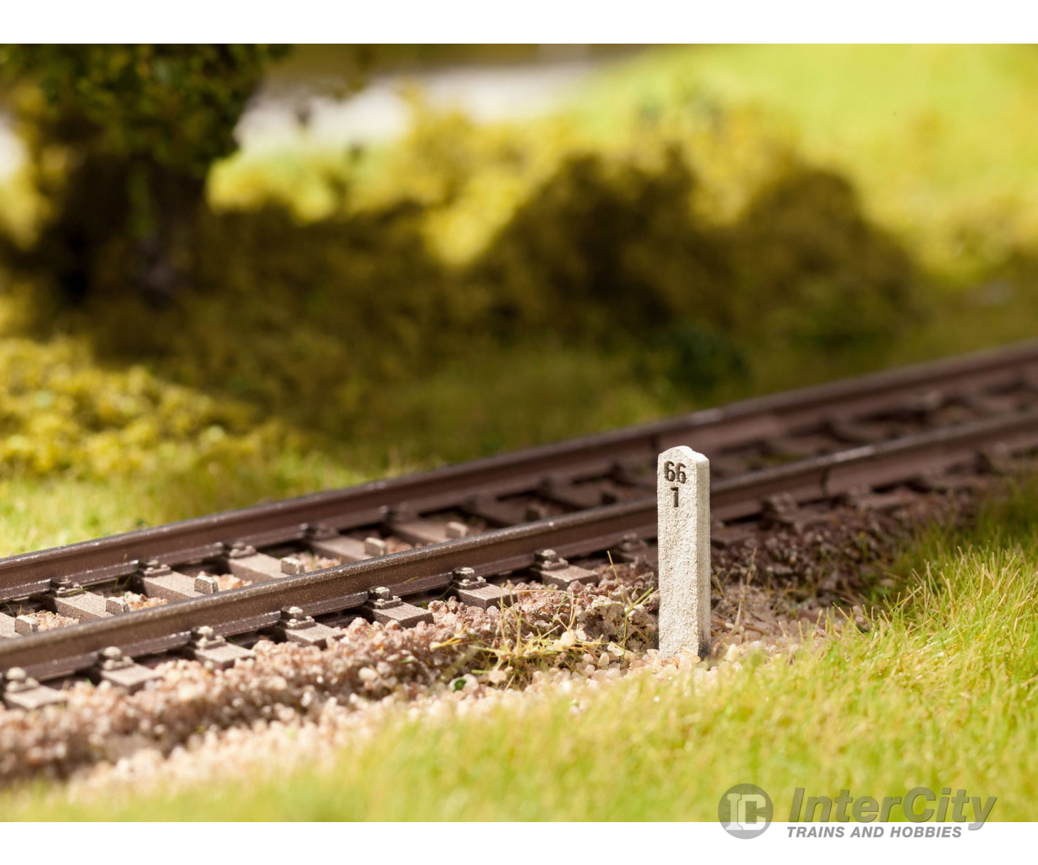 Noch 14300 HO Milestones Scenery Details